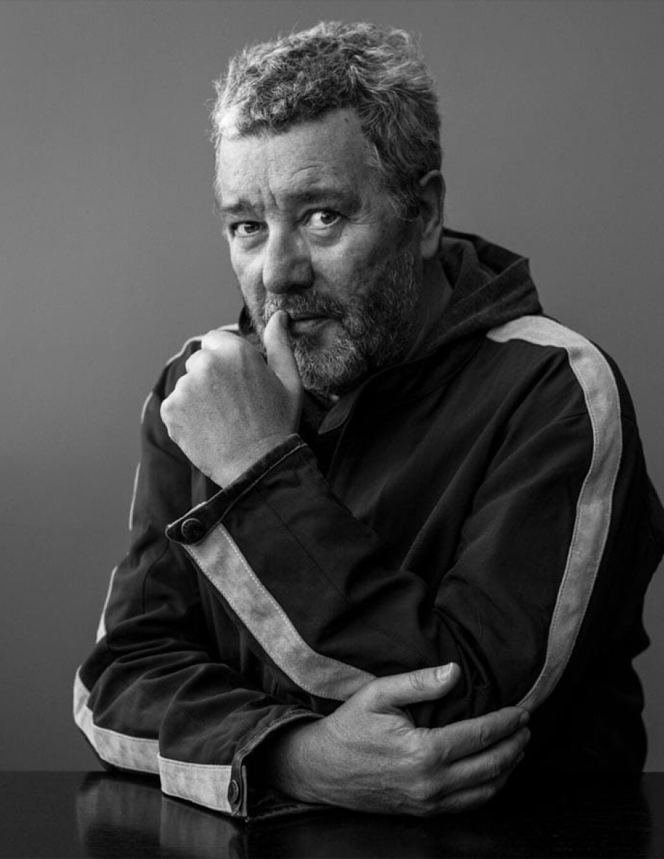 In Talks : Philippe Starck se tient debout face à Silvera