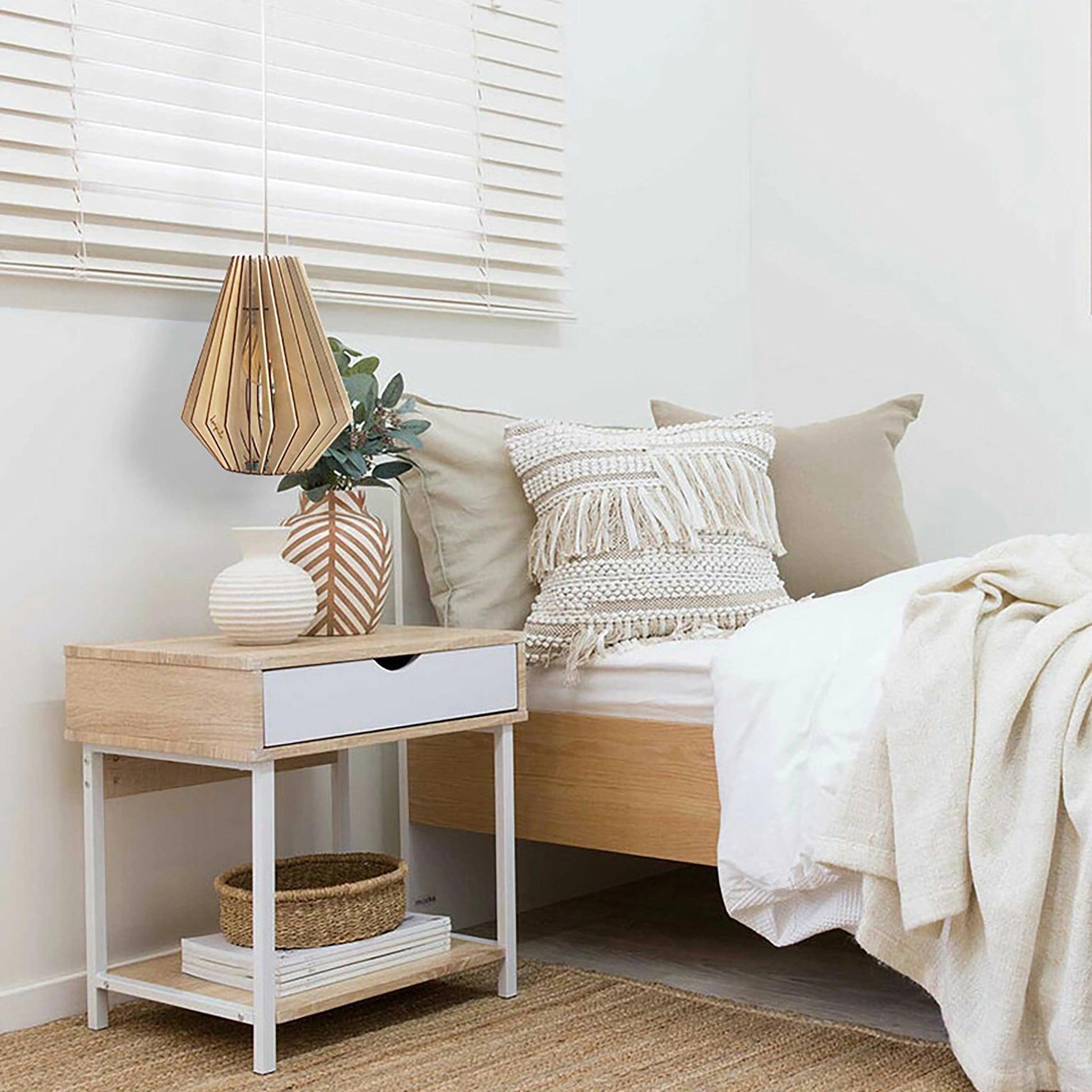 Interior photo - Day-time